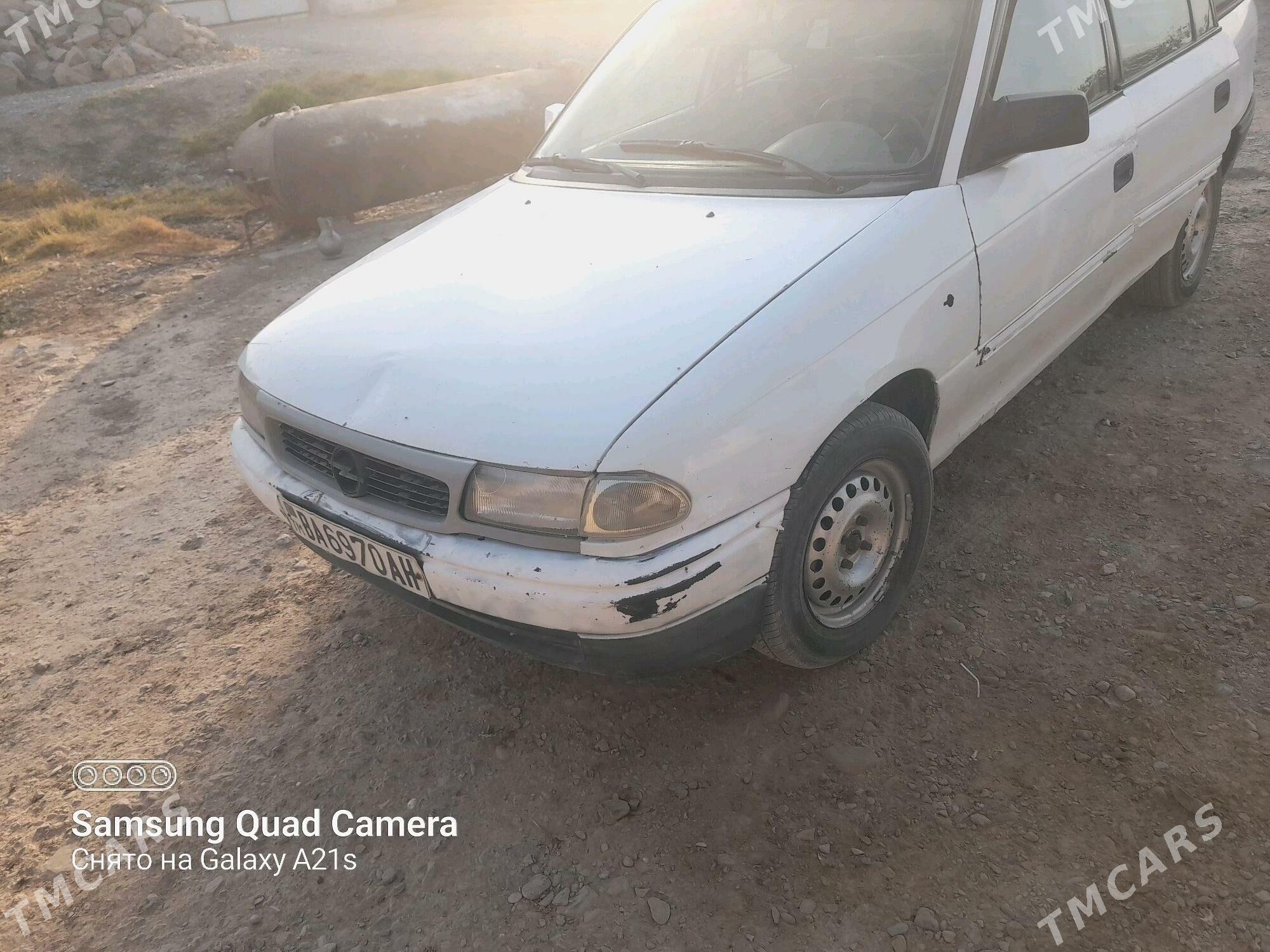 Opel Astra 1993 - 30 000 TMT - Гёкдепе - img 1