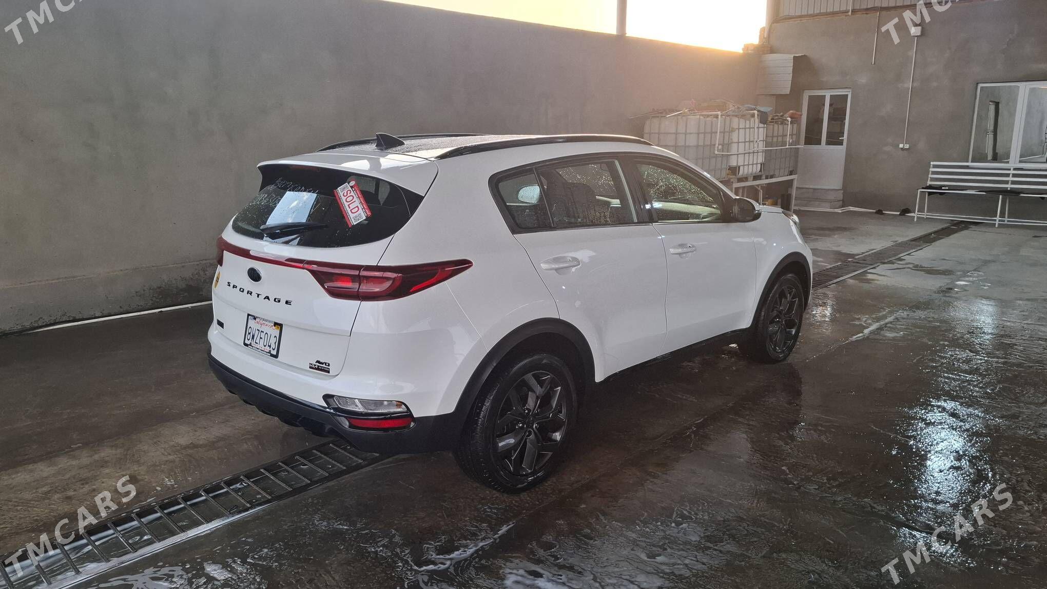 Kia Sportage 2022 - 275 000 TMT - Керки - img 8