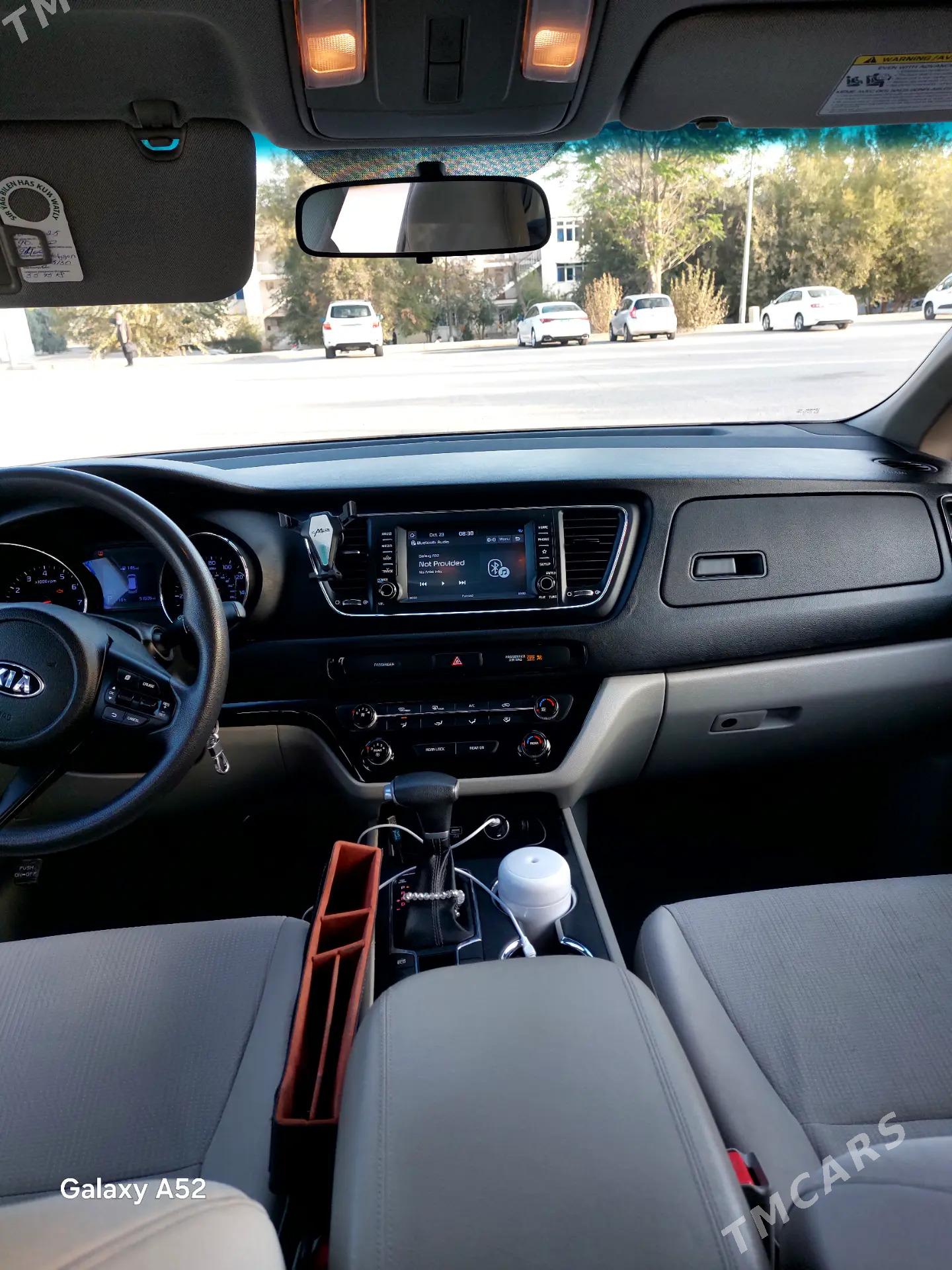 Kia Sedona 2020 - 290 000 TMT - Aşgabat - img 5