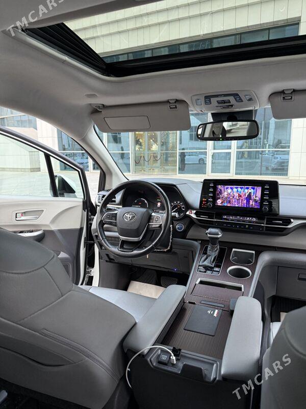 Toyota Sienna 2021 - 600 000 TMT - Aşgabat - img 4