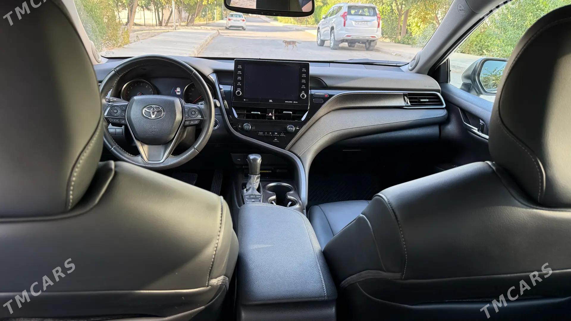 Toyota Camry 2022 - 490 000 TMT - Ашхабад - img 2