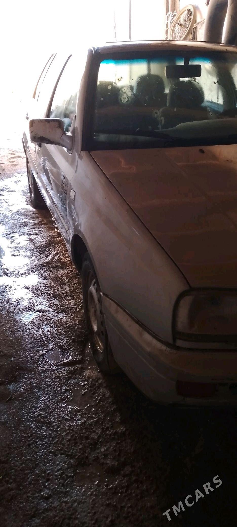Volkswagen Golf 1994 - 11 000 TMT - Ходжамбаз - img 2