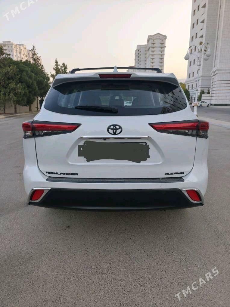 Toyota Highlander 2022 - 700 000 TMT - Ашхабад - img 3