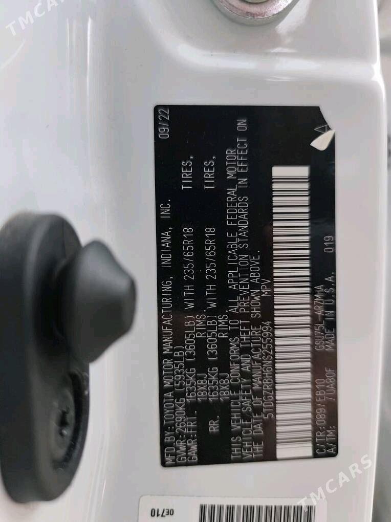 Toyota Highlander 2022 - 700 000 TMT - Ашхабад - img 4