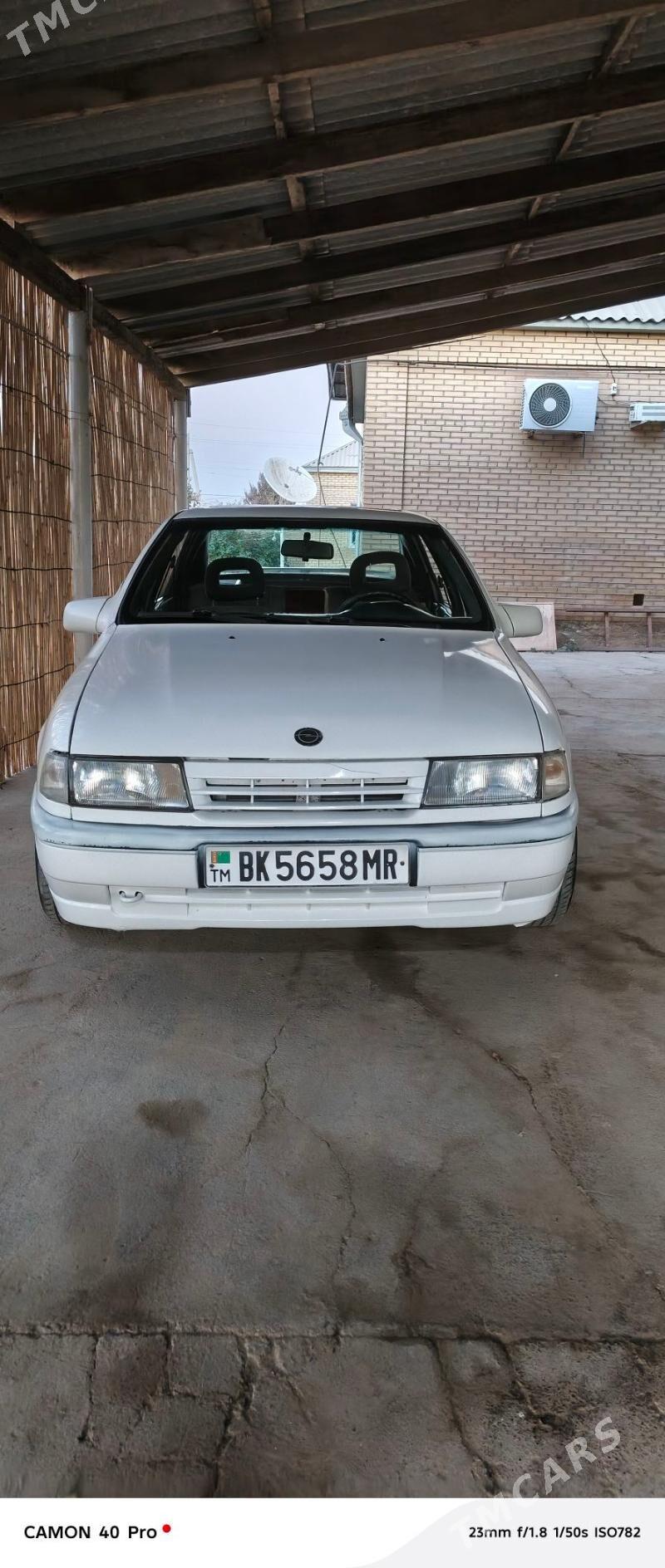 Opel Vectra 1991 - 35 000 TMT - Векильбазар - img 3