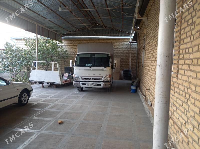 Mitsubishi Canter 2013 - 110 000 TMT - Mary - img 1