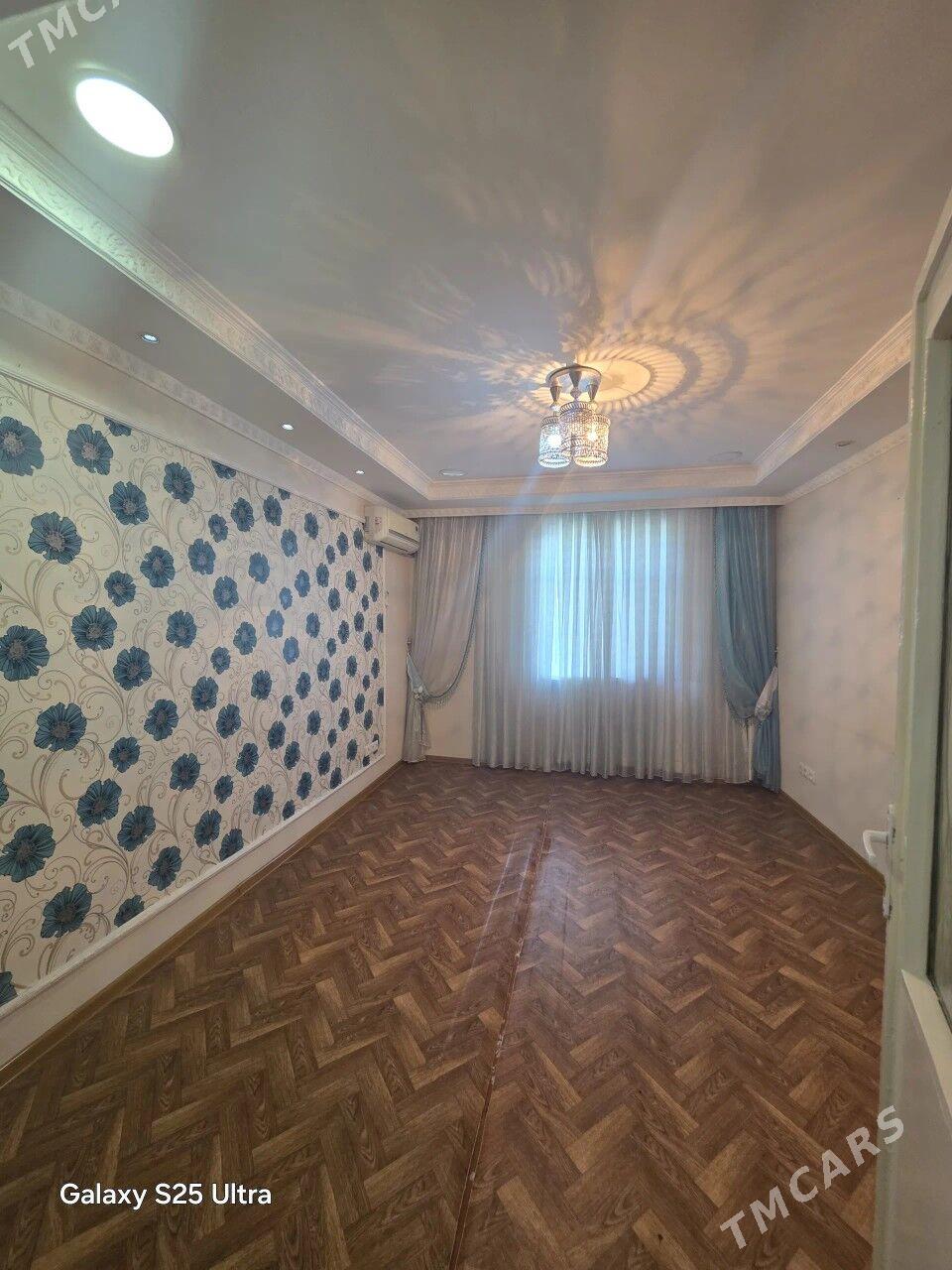 90razyezd 2nji etaj 4komnat - Ruhabat (90-njy razýezd) - img 2