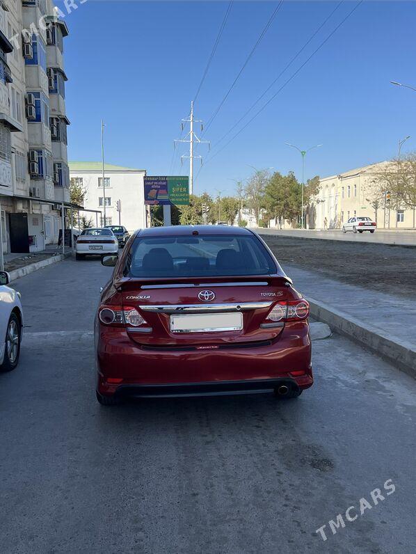 Toyota Corolla 2012 - 170 000 TMT - Туркменабат - img 9