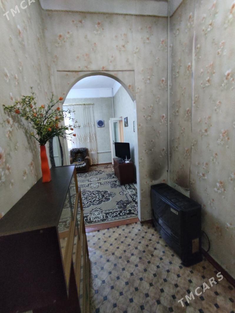 3комн 2этаж Высокие потолки - Türkmenbaşy - img 4