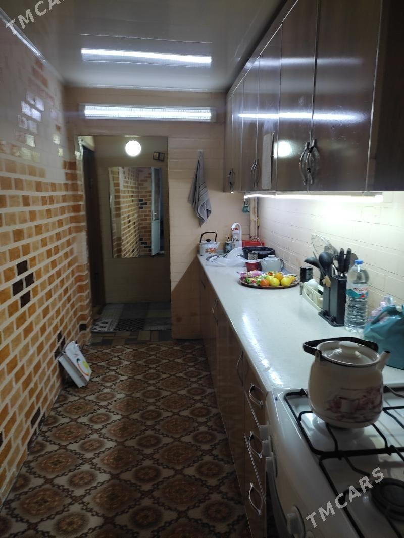 2х комн 3этаж Рассвет - Türkmenbaşy - img 6