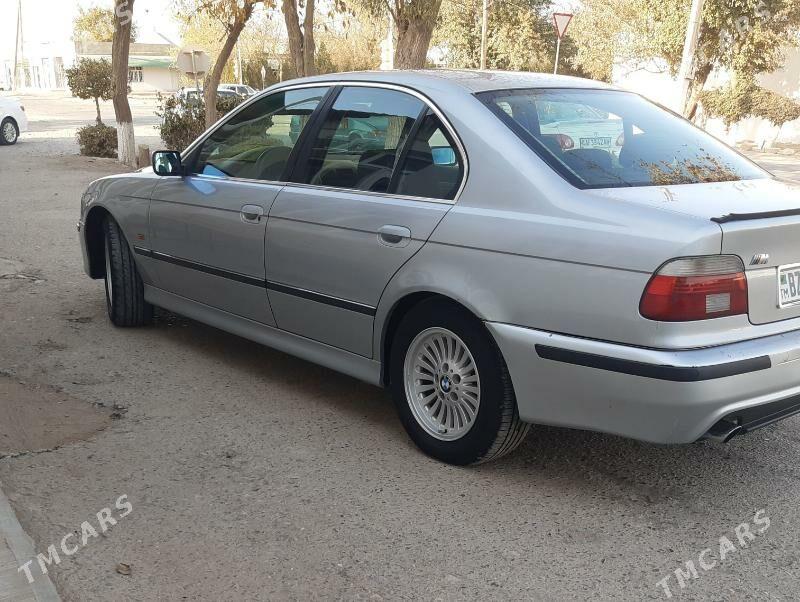 BMW E39 1996 - 90 000 TMT - Теджен - img 1