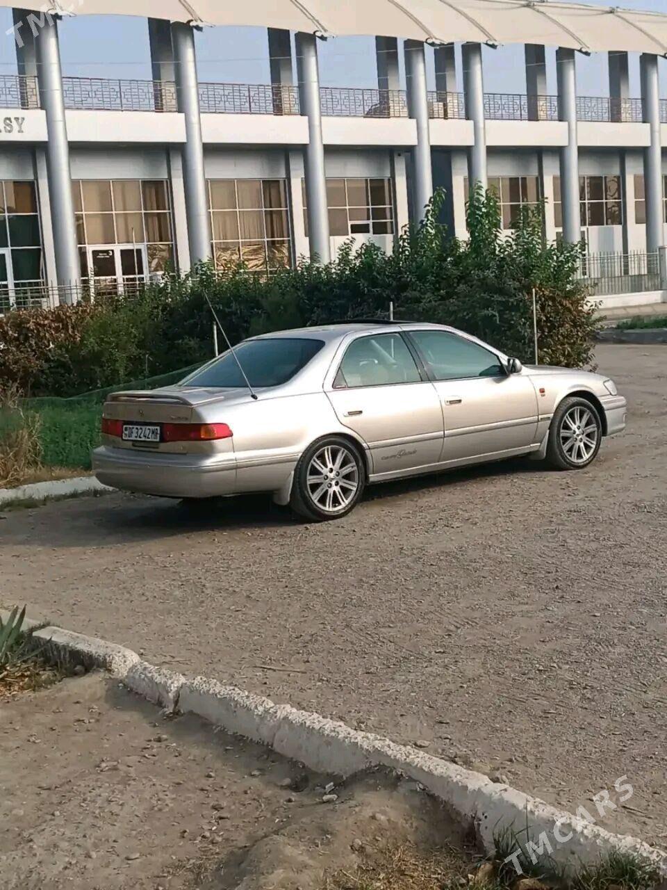 Toyota Camry 2001 - 220 000 TMT - Мары - img 4