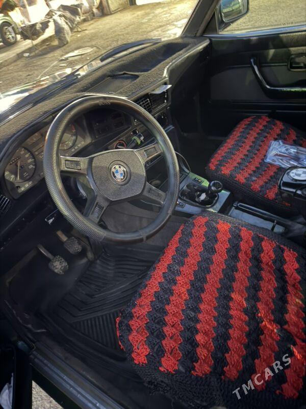 BMW 520 1986 - 28 000 TMT - Дашогуз - img 2