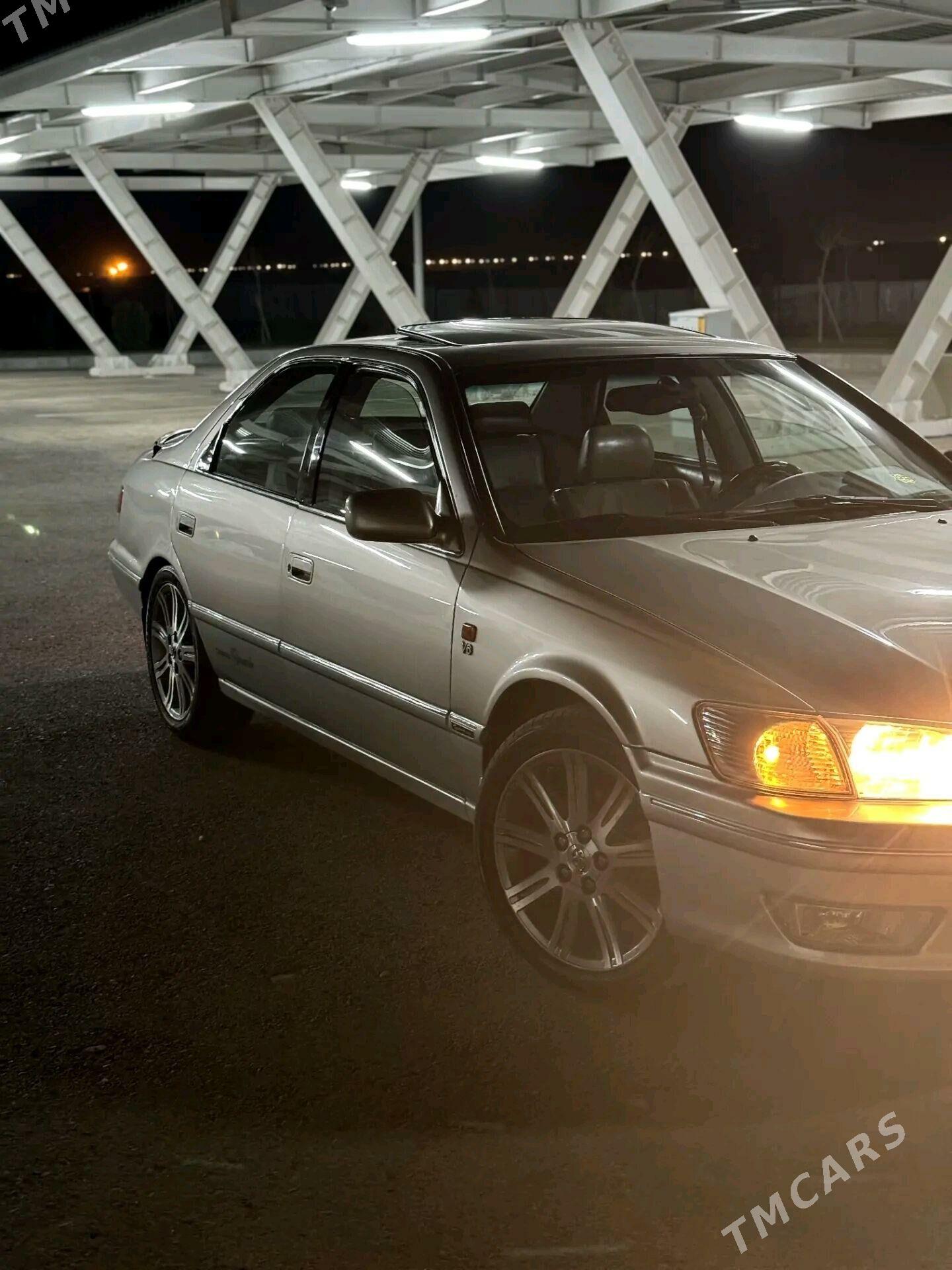 Toyota Camry 2001 - 220 000 TMT - Мары - img 6