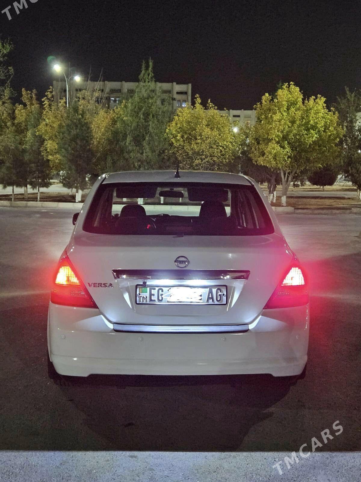 Nissan Versa 2010 - 150 000 TMT - Ашхабад - img 10