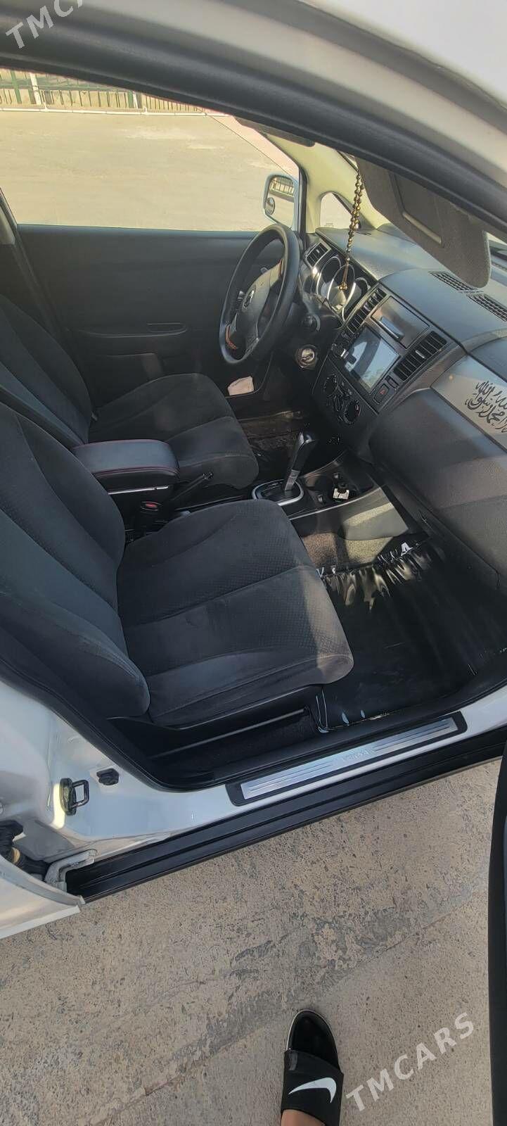 Nissan Versa 2010 - 150 000 TMT - Ашхабад - img 9