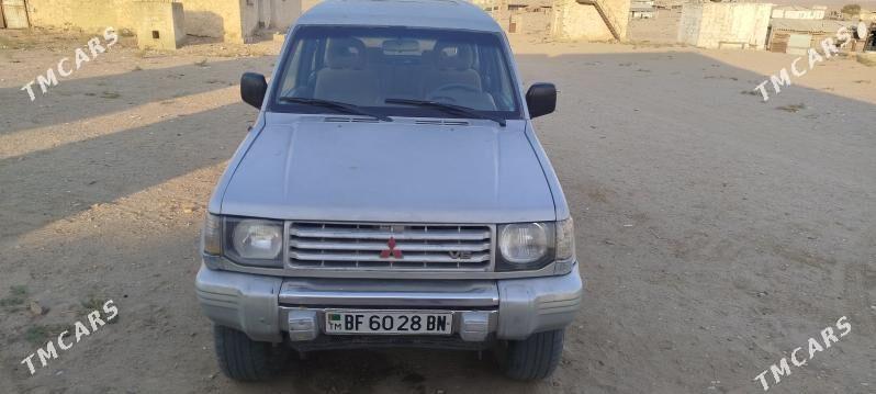 Mitsubishi Montero 1995 - 60 000 TMT - Туркменбаши - img 6