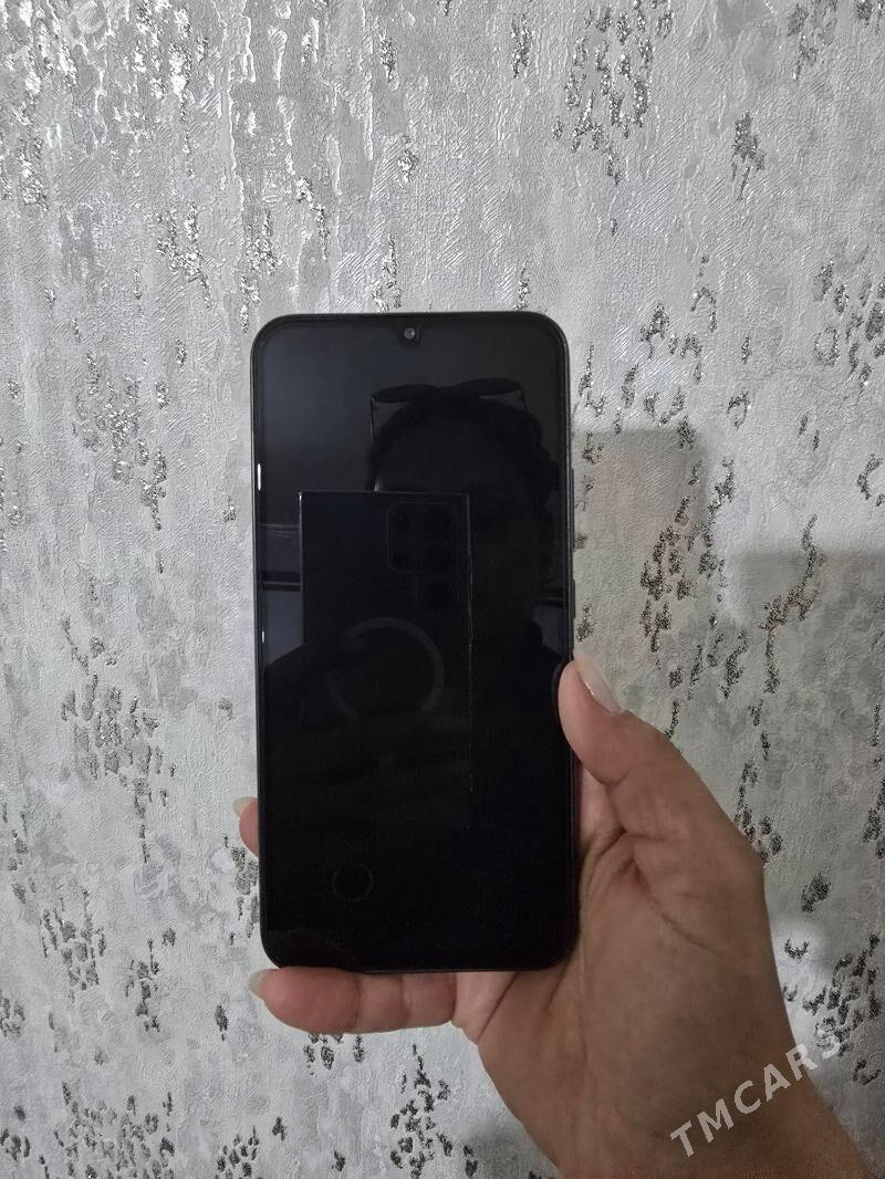 A34 8-128 - Mary - img 2