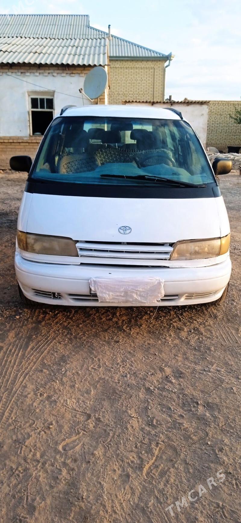 Toyota Previa 1995 - 50 000 TMT - Мургап - img 1