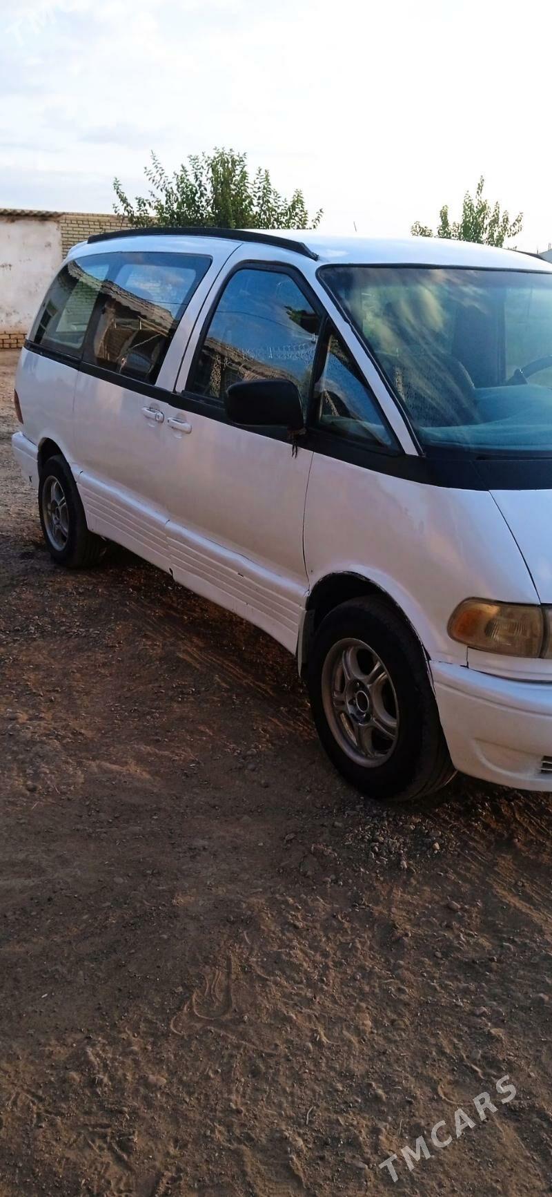 Toyota Previa 1995 - 50 000 TMT - Мургап - img 4