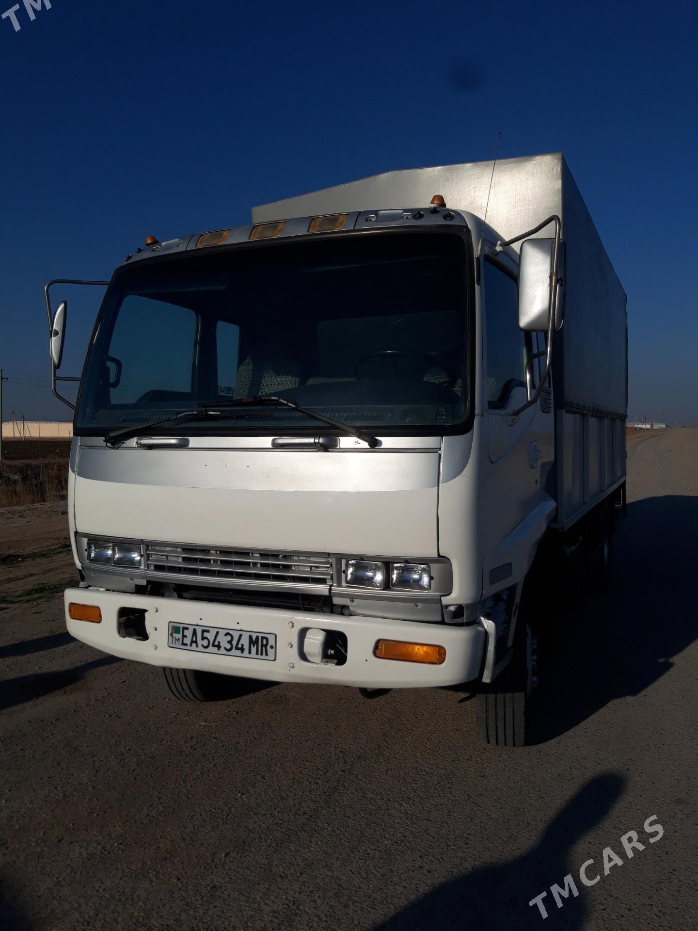 Mitsubishi Canter 2000 - 260 000 TMT - Garagum etraby - img 4