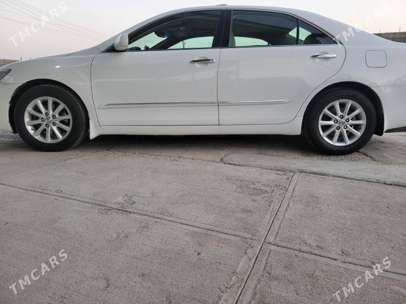 Toyota Camry 2011 - 210 000 TMT - Gökdepe - img 5