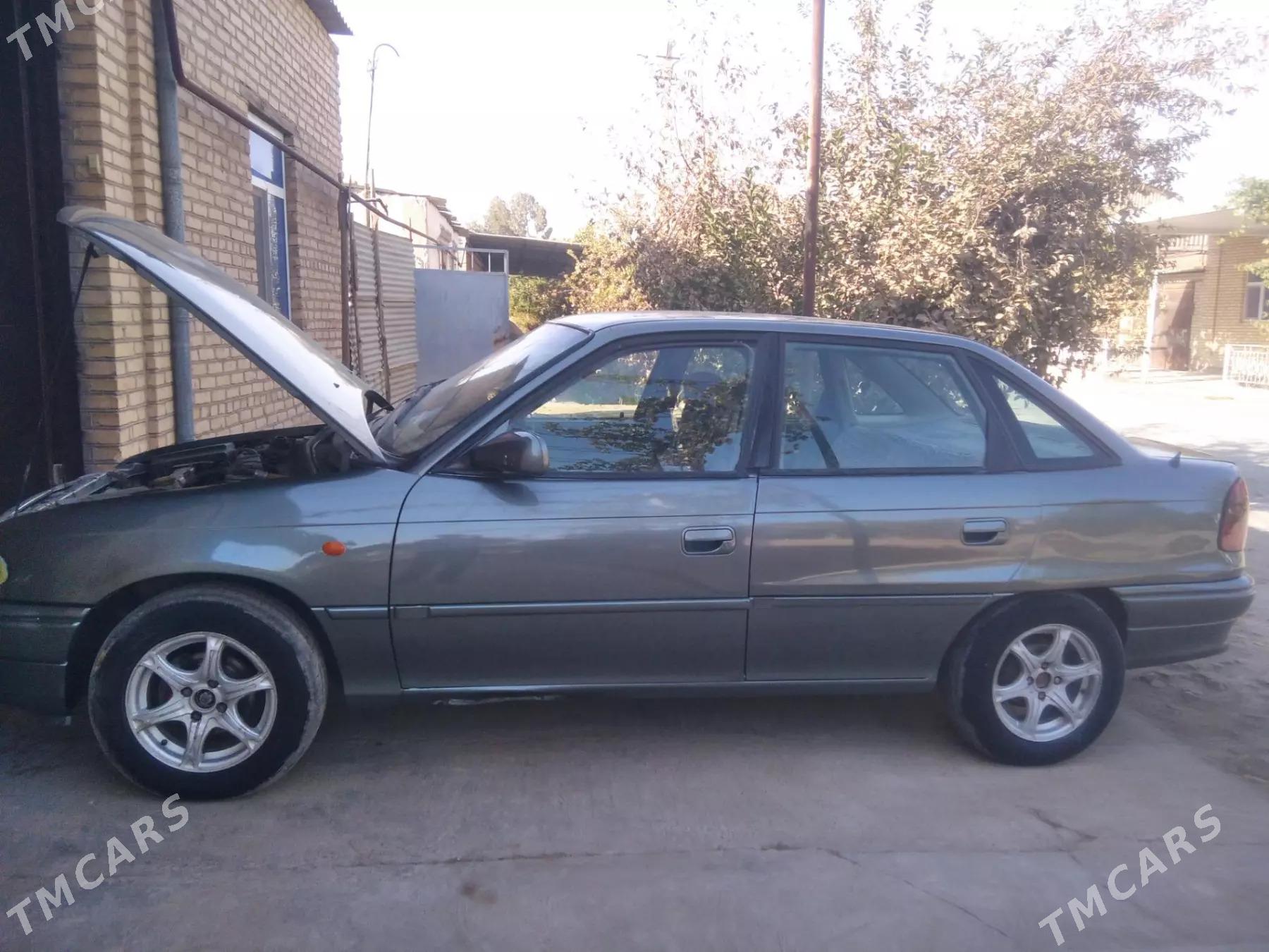 Opel Astra 1997 - 40 000 TMT - Саят - img 8
