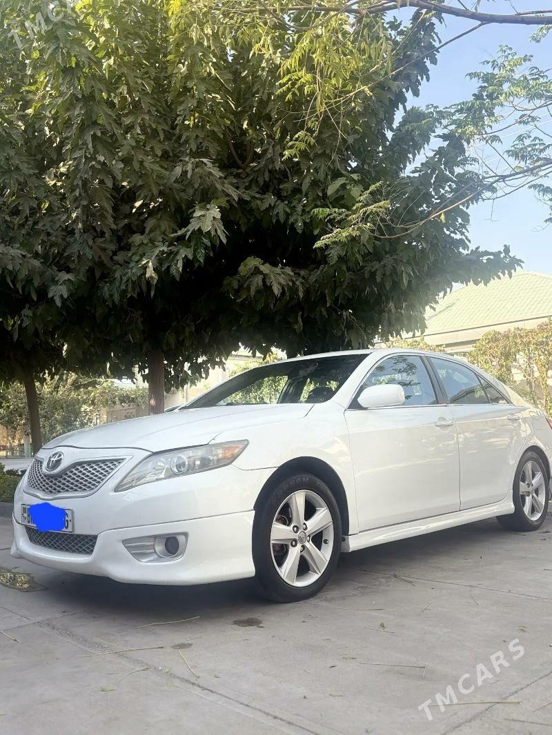 Toyota Camry 2010 - 190 000 TMT - 30 мкр - img 4
