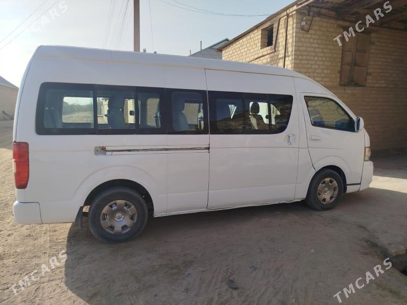Toyota Hiace 2011 - 180 000 TMT - Mary - img 2