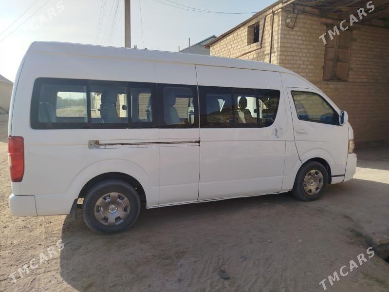 Toyota Hiace 2011 - 180 000 TMT - Mary - img 4