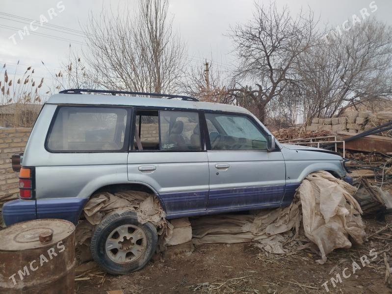 Mitsubishi Montero 1994 - 25 000 TMT - Гарабекевюл - img 5