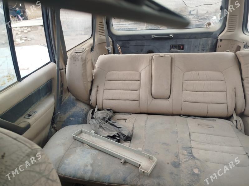 Mitsubishi Montero 1994 - 25 000 TMT - Гарабекевюл - img 7
