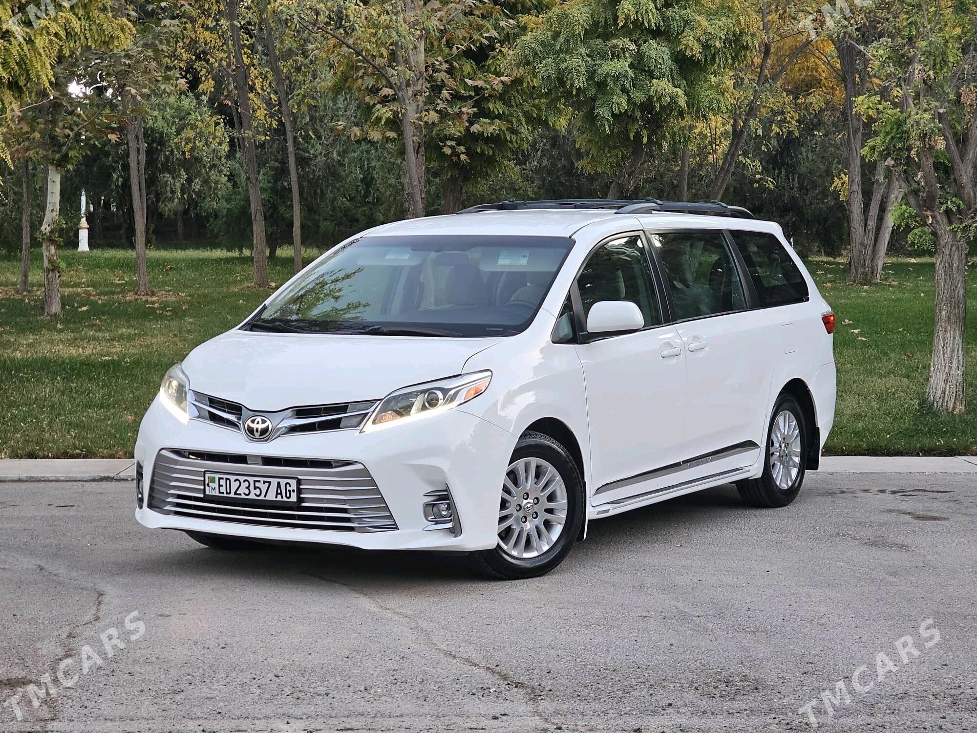 Toyota Sienna 2017 - 370 000 TMT - Ашхабад - img 1