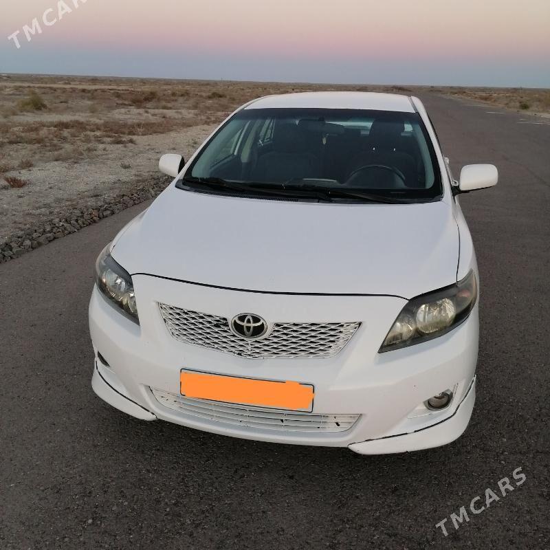 Toyota Corolla 2009 - 140 000 TMT - Ёлётен - img 4
