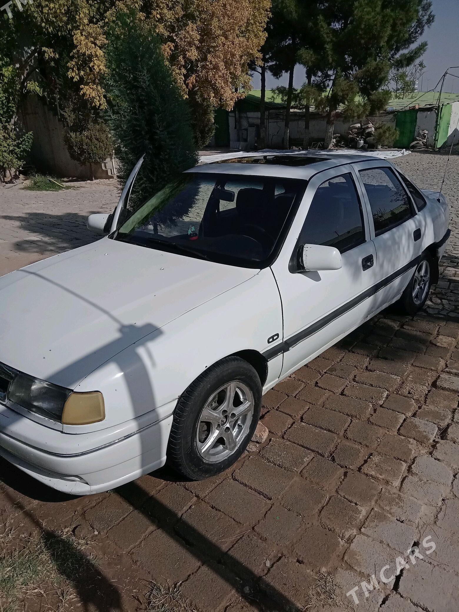 Opel Vectra 1991 - 25 000 TMT - Тязе заман - img 3