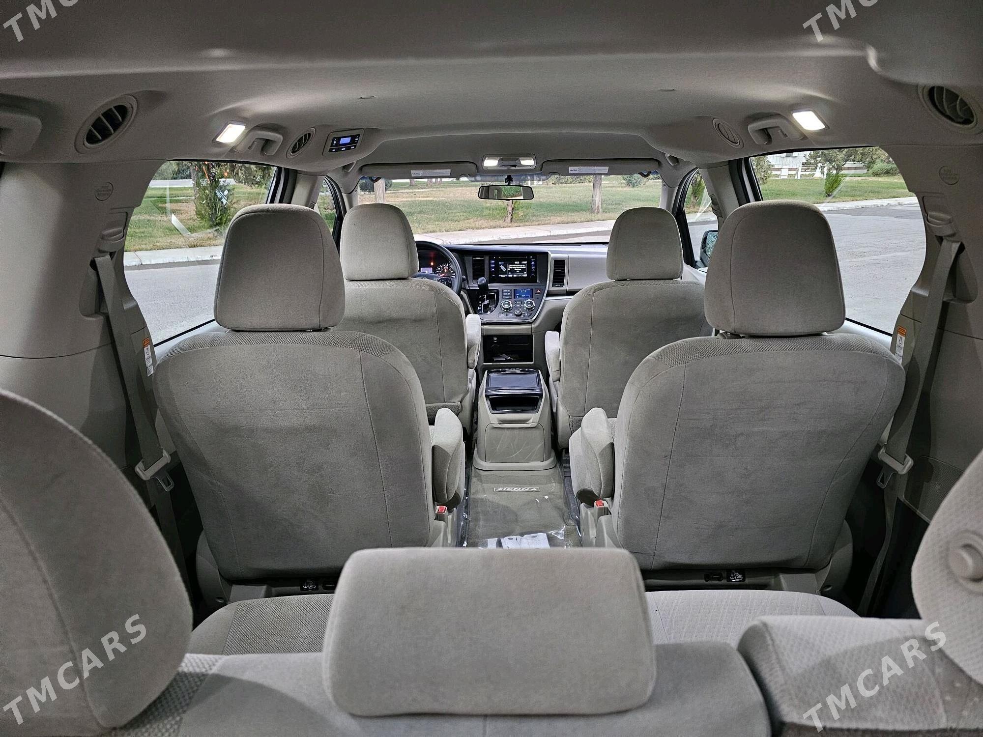 Toyota Sienna 2017 - 370 000 TMT - Ашхабад - img 8