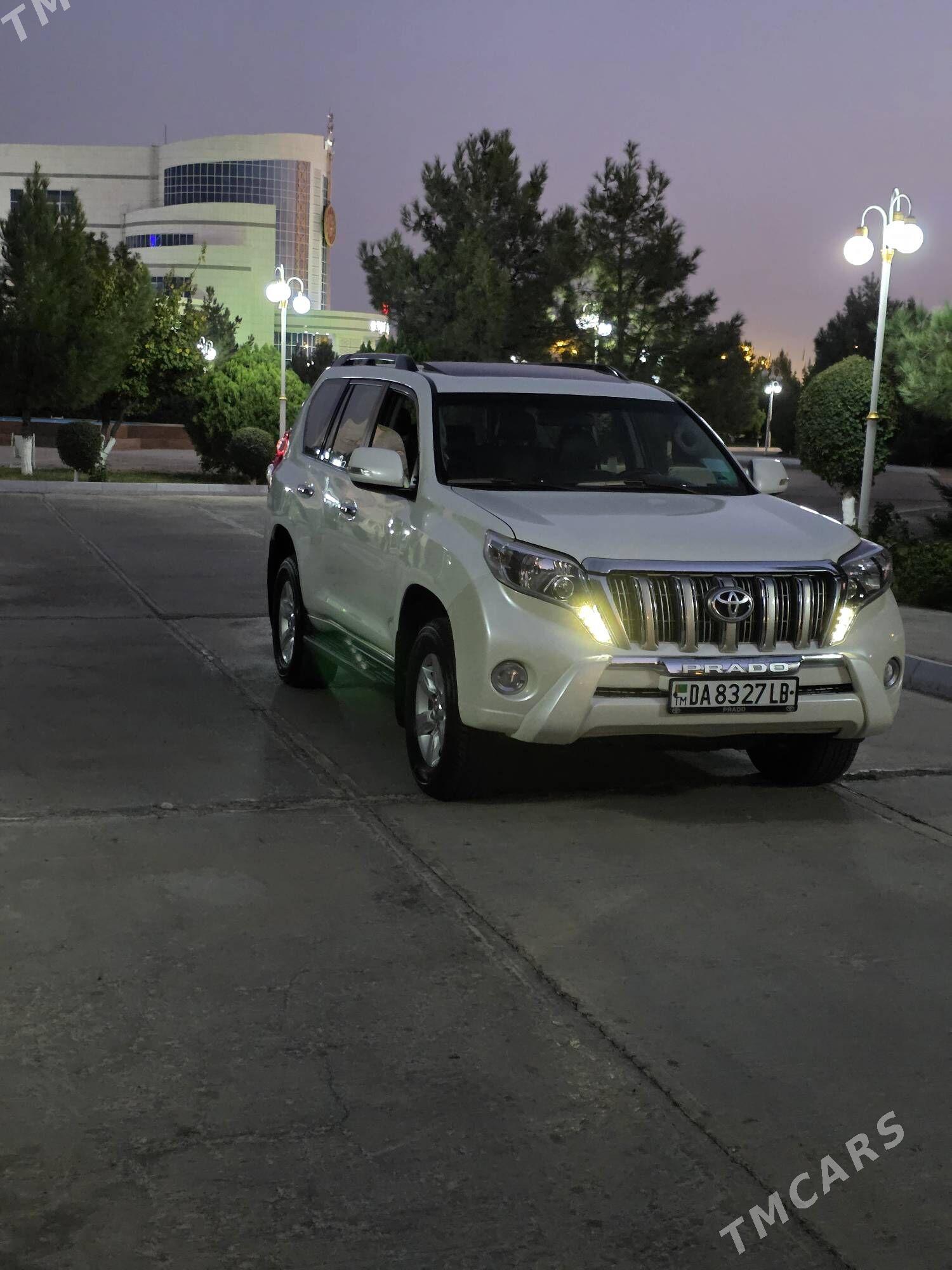 Toyota Land Cruiser Prado 2016 - 720 000 TMT - Çärjew - img 1