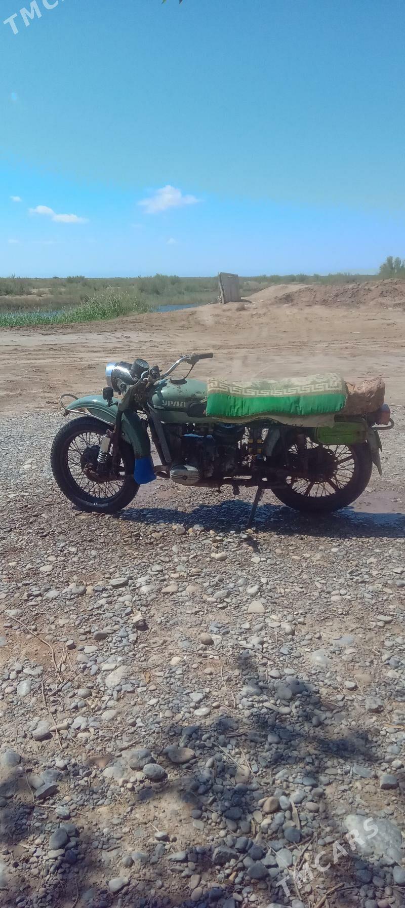 Ural 4320 1994 - 5 000 TMT - Sarahs - img 3