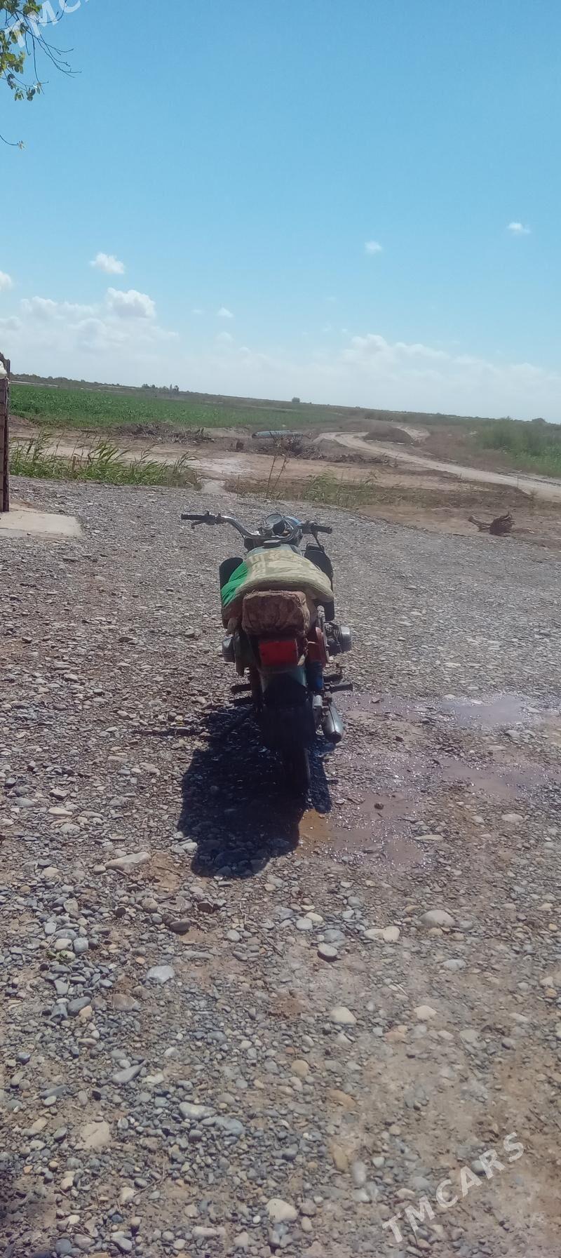 Ural 4320 1994 - 5 000 TMT - Sarahs - img 1