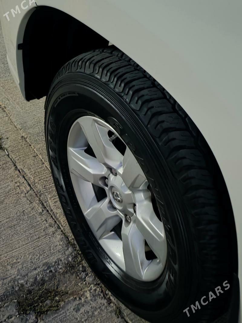 Toyota Land Cruiser Prado 2016 - 720 000 TMT - Çärjew - img 7