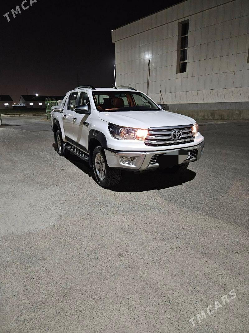 Toyota Hilux 2020 - 510 000 TMT - Ашхабад - img 7