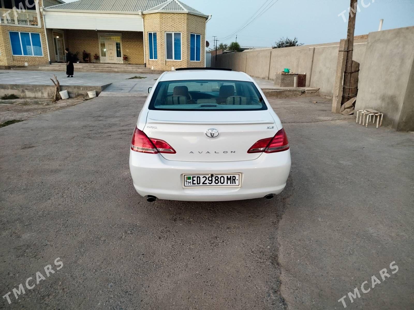 Toyota Avalon 2006 - 190 000 TMT - Мары - img 4