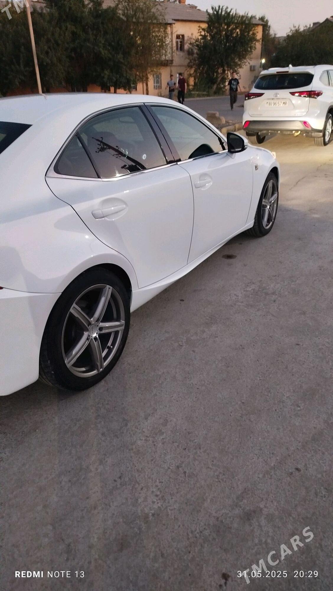 Lexus IS 2017 - 310 000 TMT - Мары - img 2