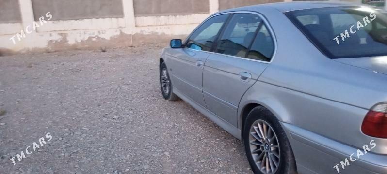 BMW 528 1998 - 110 000 TMT - Балканабат - img 3
