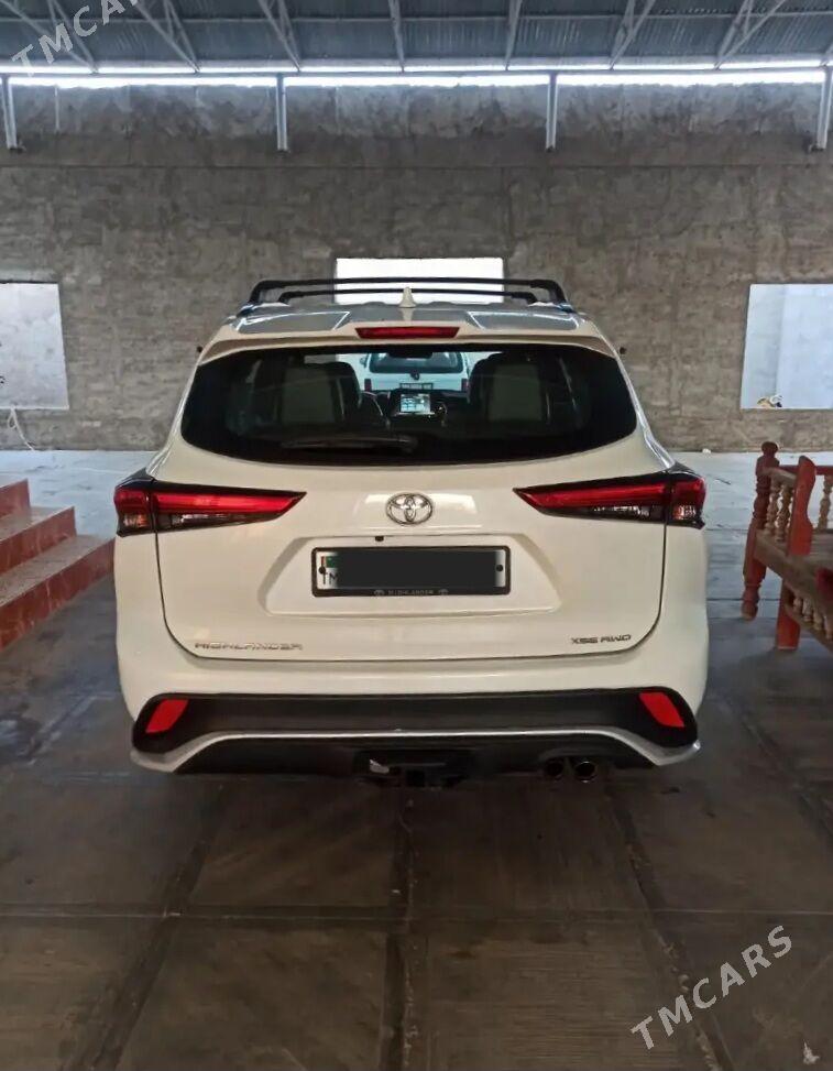 Toyota Highlander 2021 - 497 000 TMT - Ашхабад - img 3