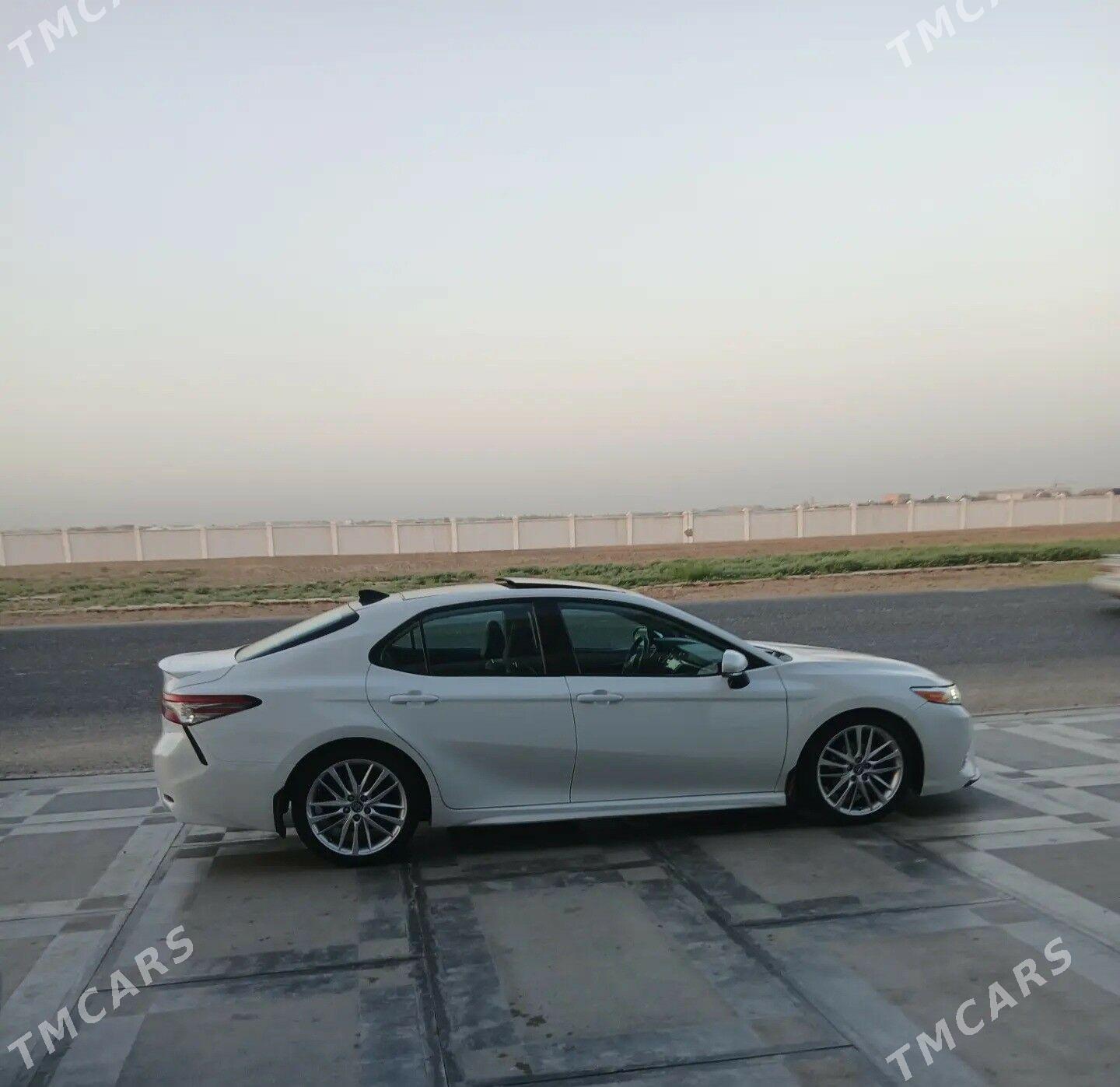 Toyota Camry 2019 - 332 000 TMT - Ашхабад - img 4