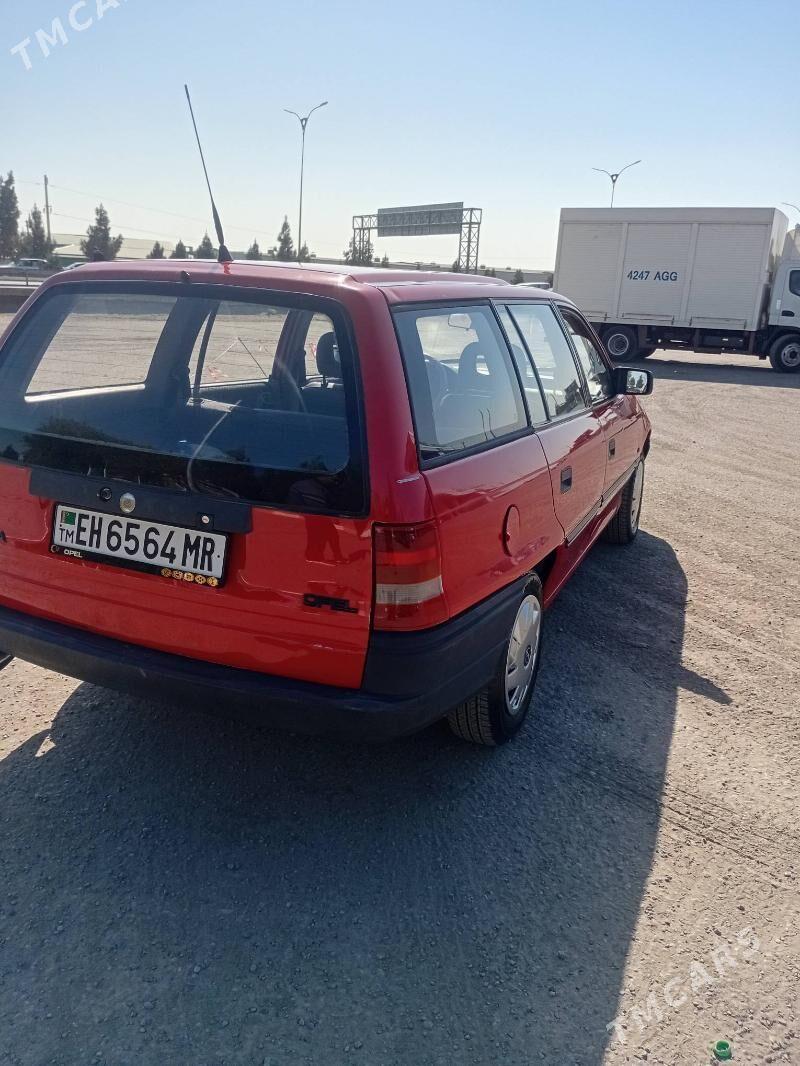 Opel Astra 1992 - 40 000 TMT - Mary - img 9
