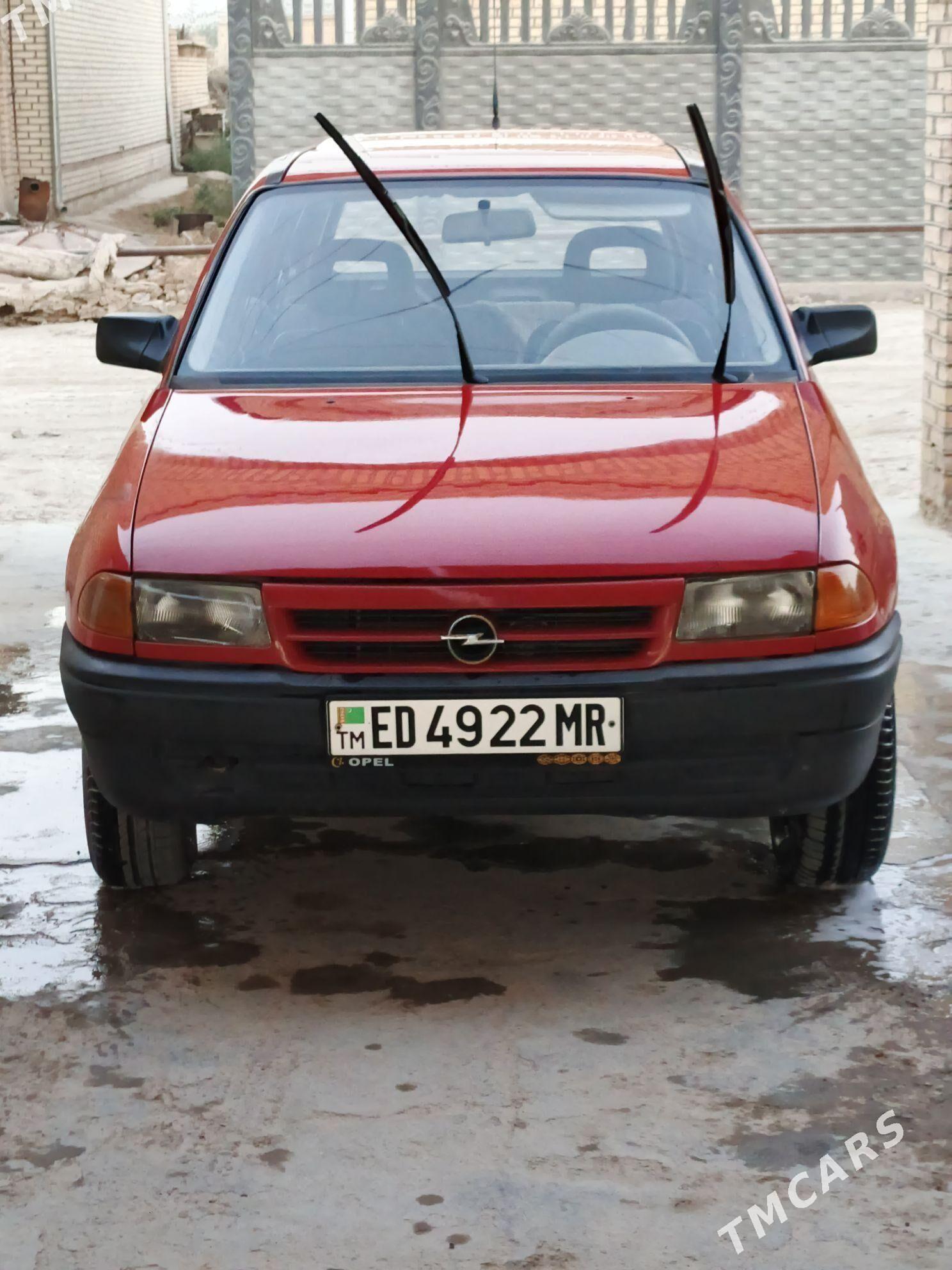 Opel Astra 1992 - 40 000 TMT - Mary - img 6