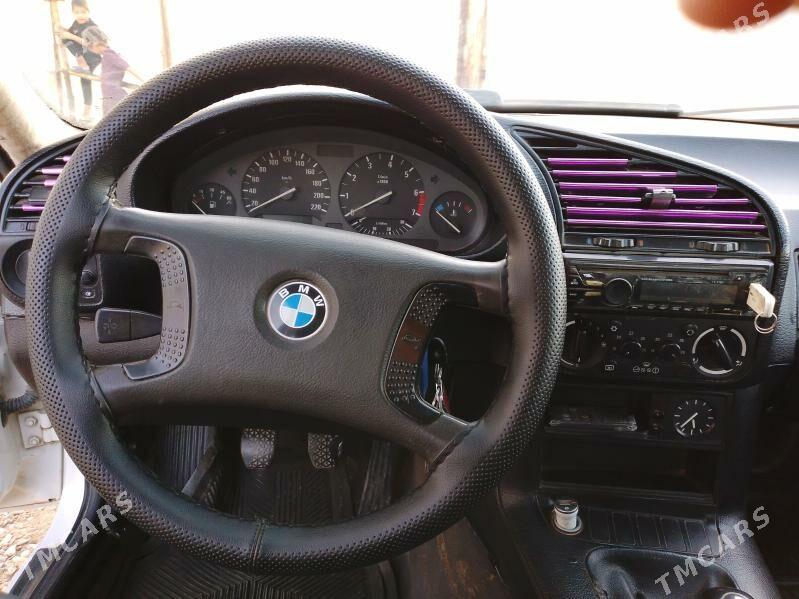 BMW 320 1992 - 31 000 TMT - Сакар - img 2