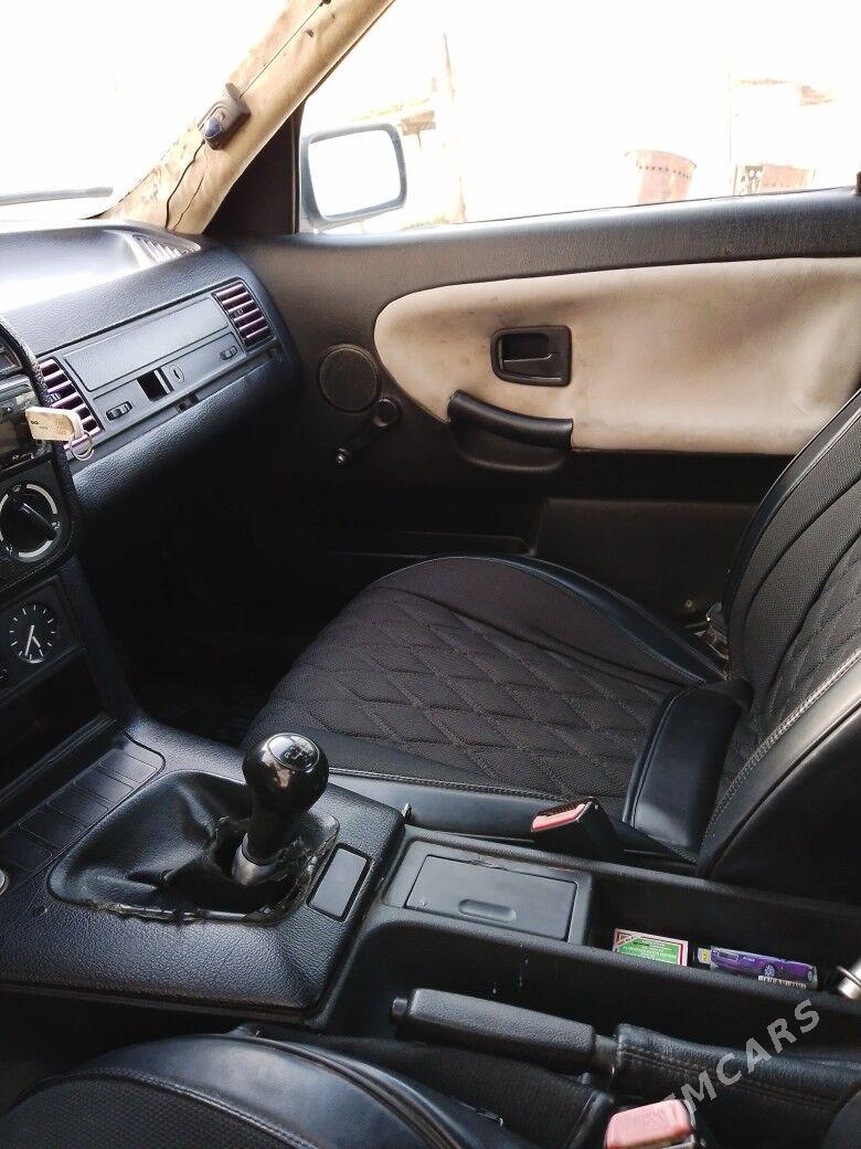 BMW 320 1992 - 31 000 TMT - Сакар - img 5